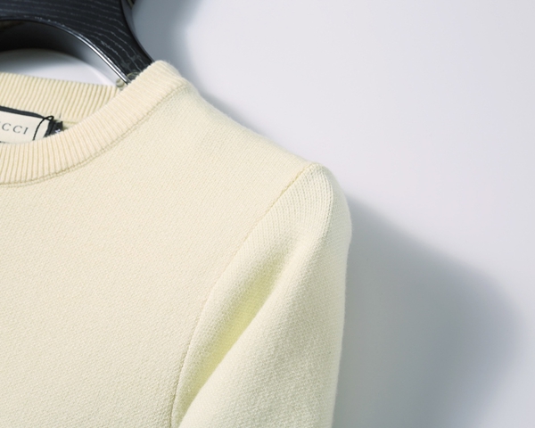 ブランドセーター着用イメージ